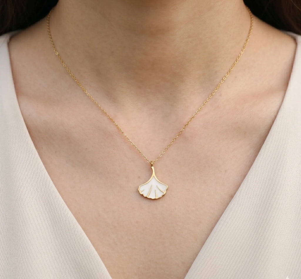 Collier Éventail nacré
